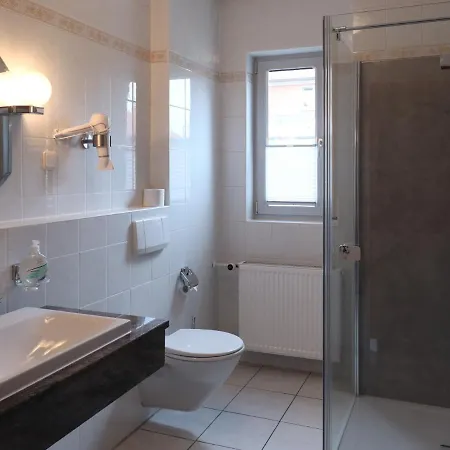 Michels Stern 3*