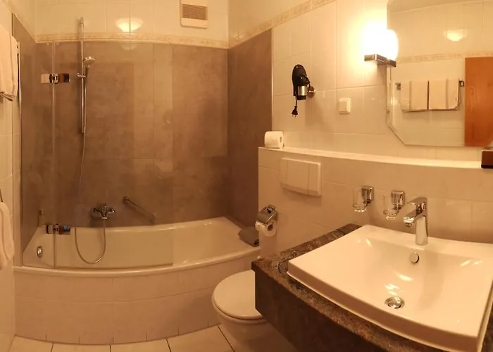 호텔 Michels Stern 3*